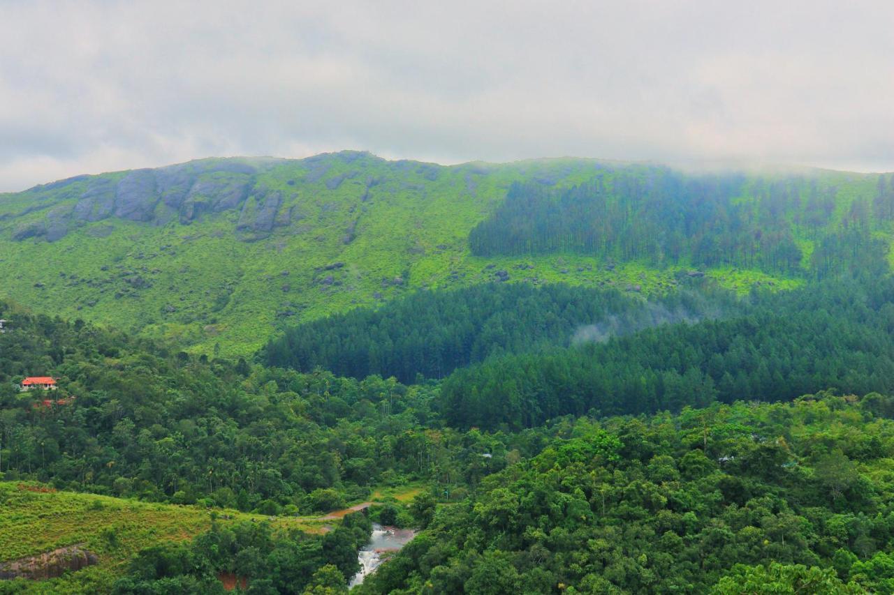 The Kissing Mountains Hotel Vagamon Exterior photo