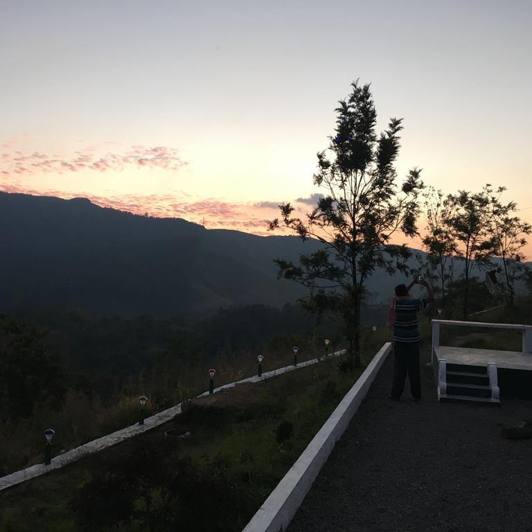 The Kissing Mountains Hotel Vagamon Exterior photo